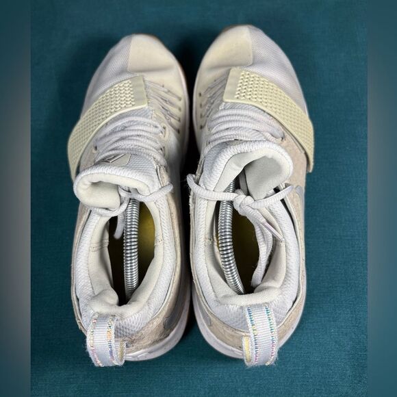 Size 11 - Men’s Nike Paul George Pure platinum shoes - Picture 5 of 8